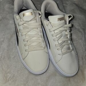 PUMA Women's Cream and Gold Sneakers